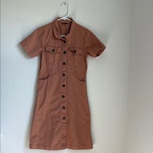 Brown Mini Dress with Mandarin Collar and Short Sleeves